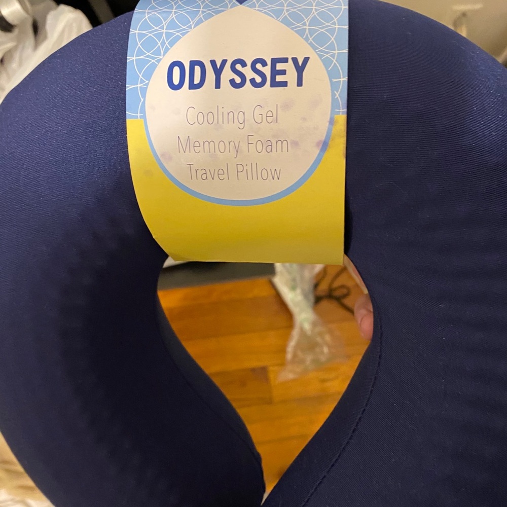 Neck pillows, 2 for 10